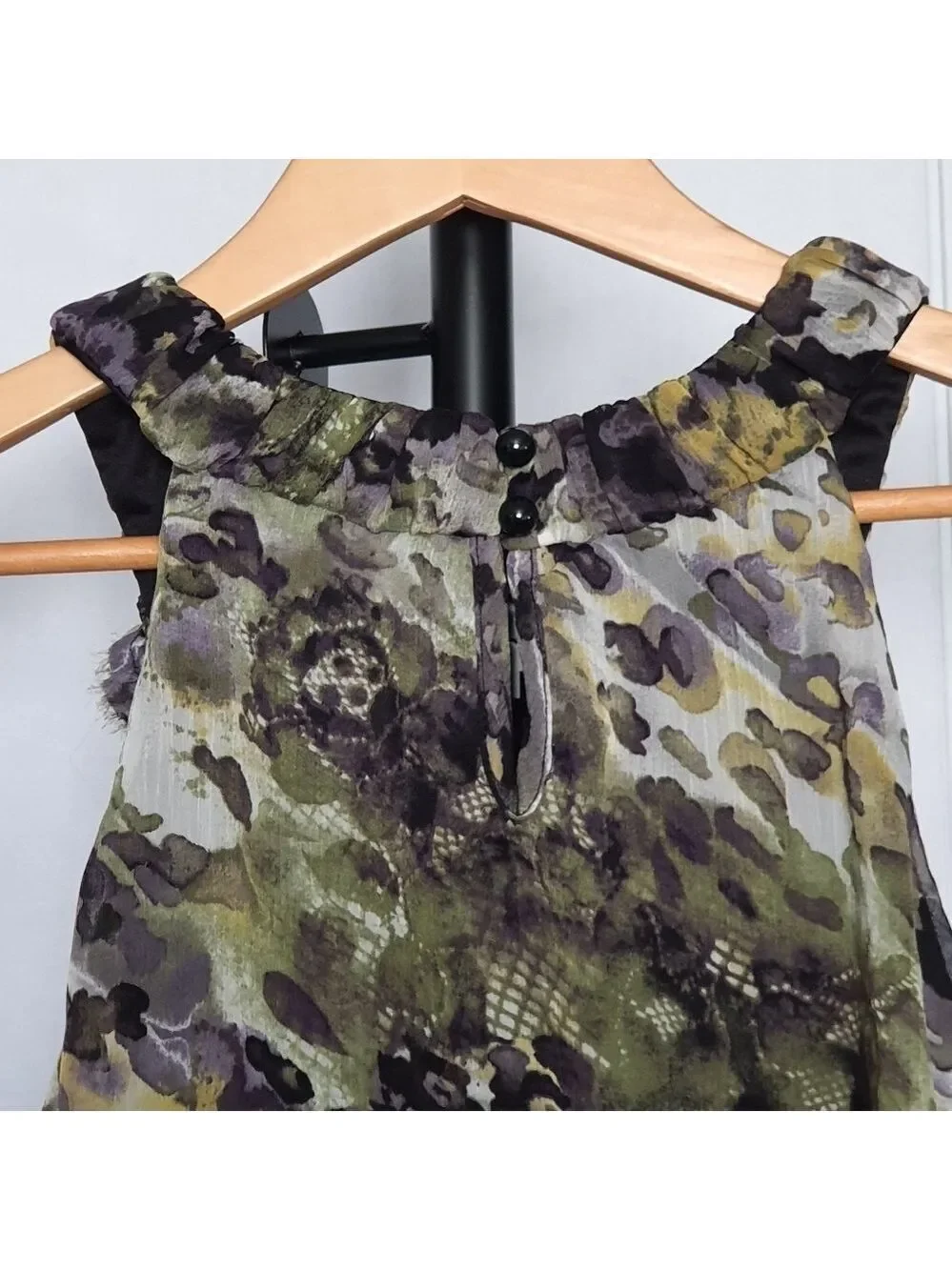 BCX Halter Top Camo Watercolor Smocked Waist Juniors XL Green Yellow